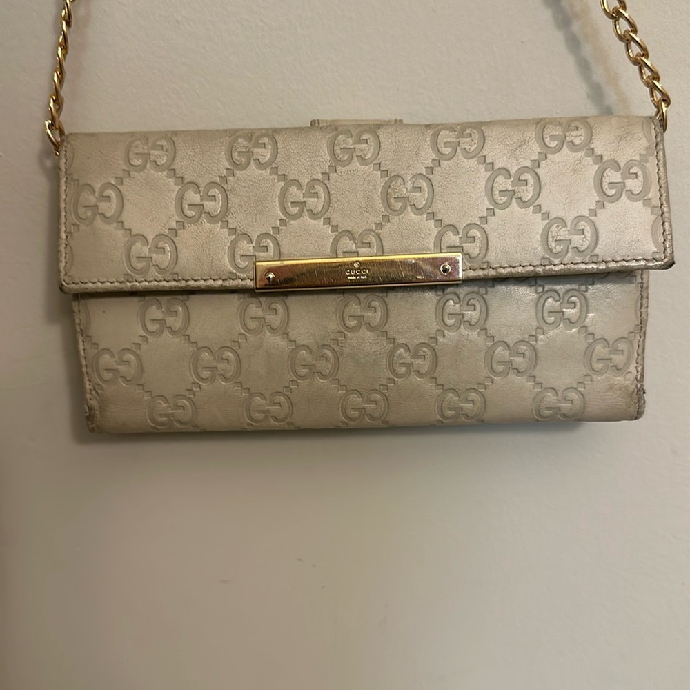 GUCCI CREAM WALLET